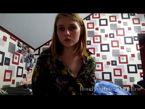 ❤️ Ardayga timaha cad ee da'da yar ee ka yimid Ruushka wuxuu jecel yahay dicks waaweyn. Porno Guri ❤